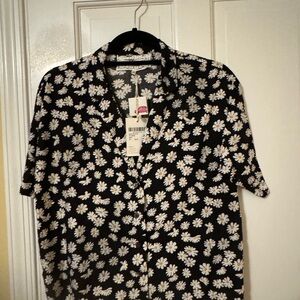 Black and White Casual Floral Button Down Shirt